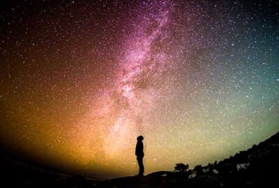 宙（そら）に思いを馳せる
